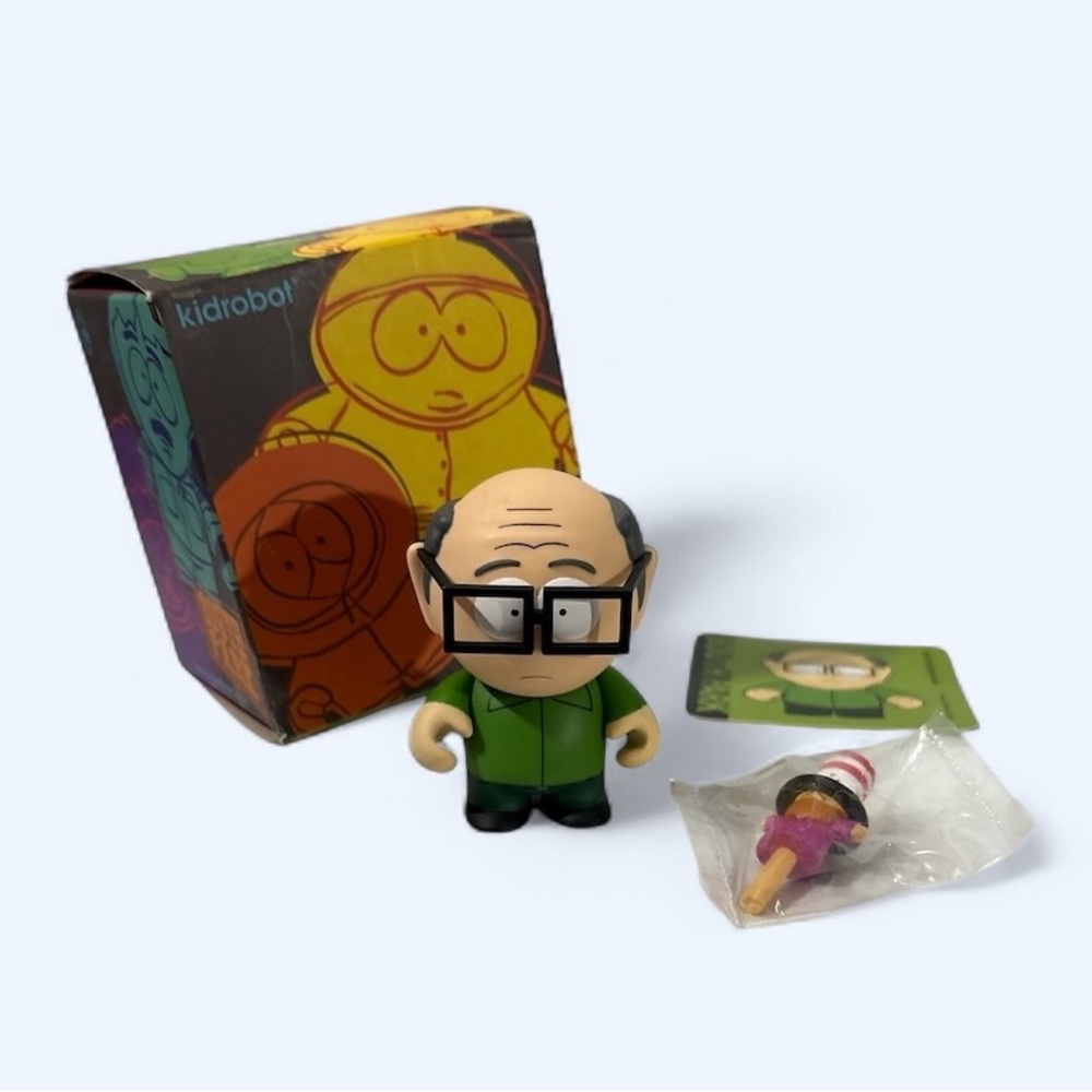 KIDROBOT SOUTH PARK MR GARRISON OPEN‎ BOX